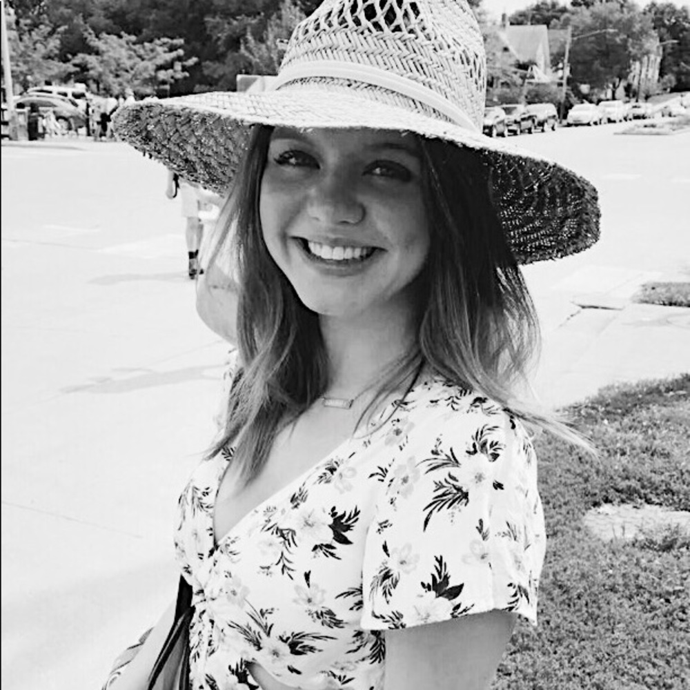 Meet your Posher, Victoria